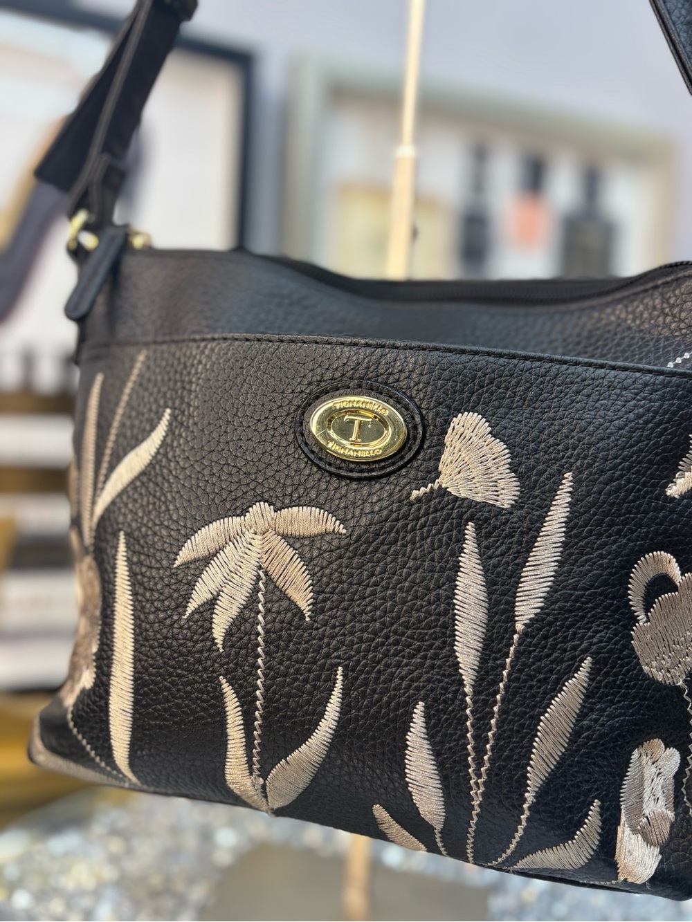 Tignanello Black Floral Embroidered Leather Crossbody Bag NWOT - Picture 3 of 14
